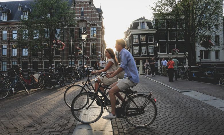 Uitgaan in Nederland: Wat is er te doen voor een toerist?