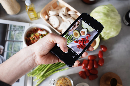 Goedkoop en gezond eten? Pak de smartphone erbij!